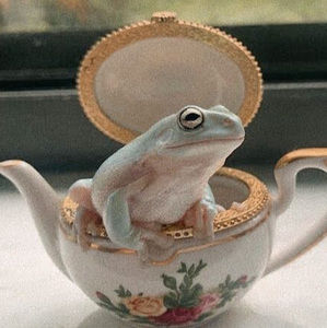 Meet your Posher, Julia